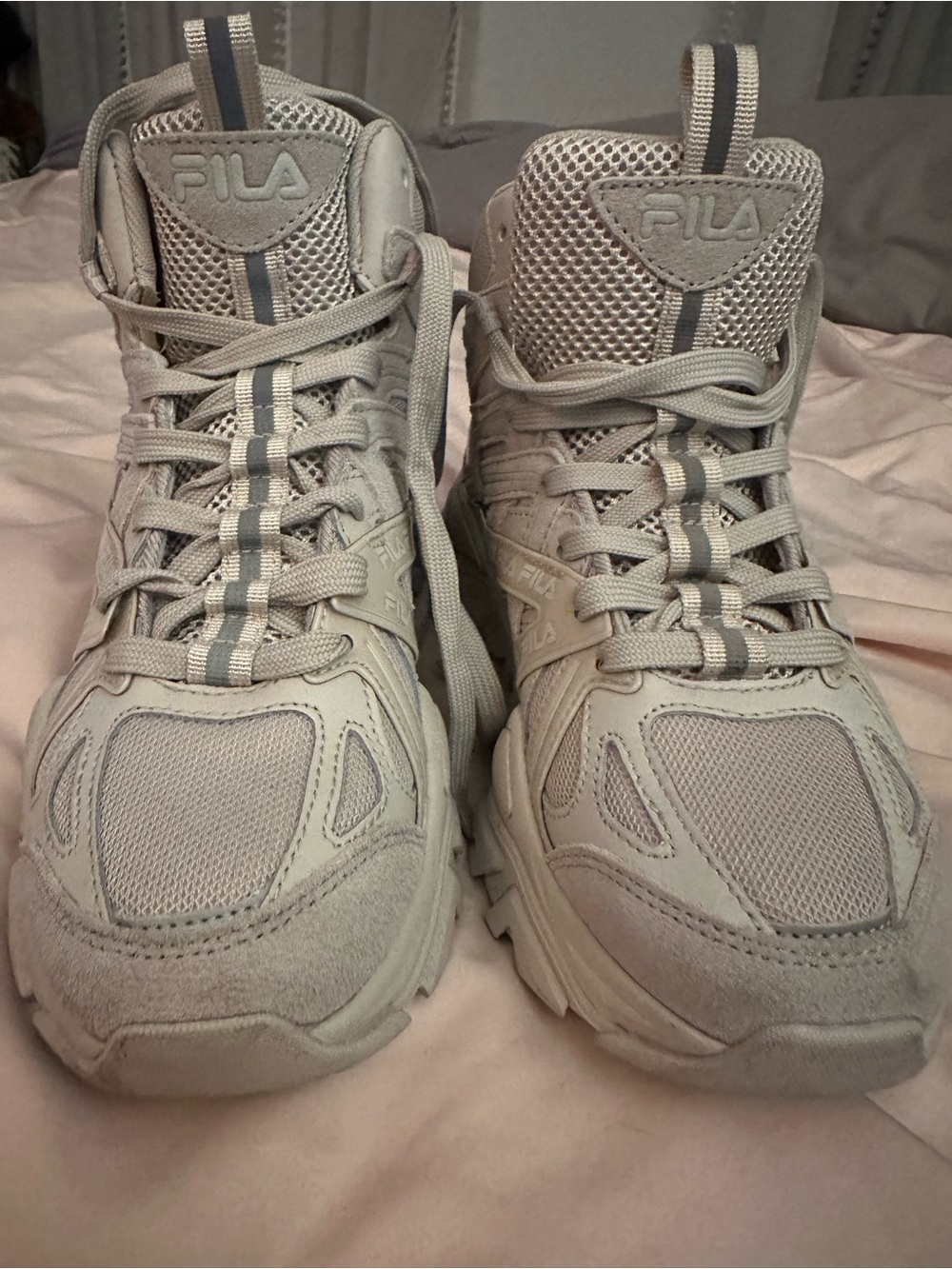 FILA | Electrove 2 High-Top Sneakers in Cream and Light Gray - Picture 6 of 11